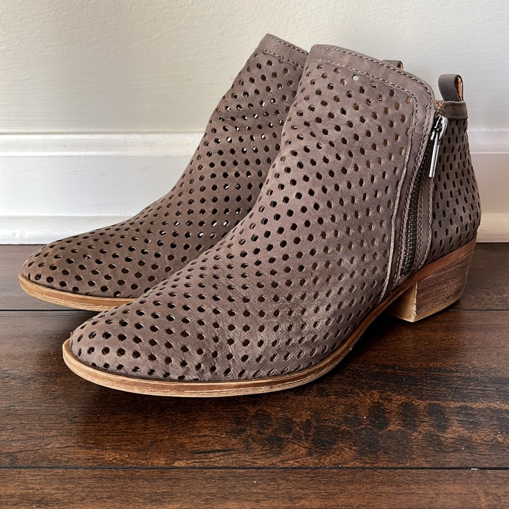 Lucky Brand Perforated Fall Neutral Booties Size 8.5